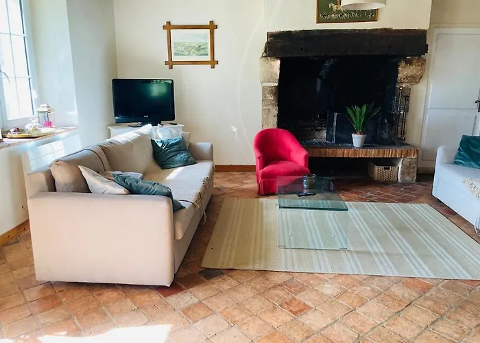 Le D Henri Semesterbostad